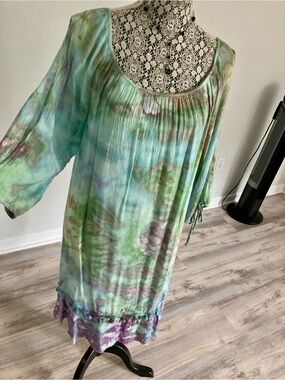 Emma & Michele Stunning Tie-Dye Fully Lined Dress in Aqua, Sea Green & Lavender